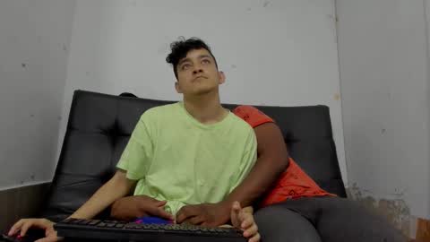 Snapshot of eros_fang chatting on 2, 12, 2025 eros_fang online show from 2, 12, 2025