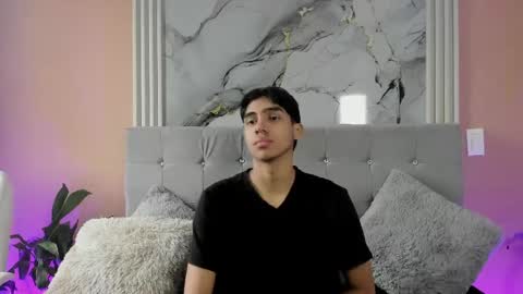 Eros Lux1 online show from 13, 4, 2026