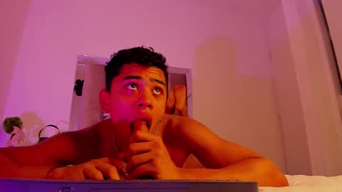 eros_wild online show from 12, 3, 2025