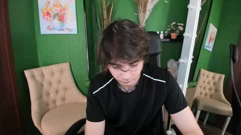 Snapshot of erospulse chatting on 2, 12, 2025 Hanzo online show from 2, 12, 2025