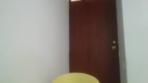 Snapshot of eross_santy chatting on 17, 6, 2026 Eross online show from 17, 6, 2026
