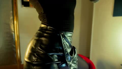 Snapshot of eroticalatina chatting on 21, 5, 2026 Salom online show from 21, 5, 2026