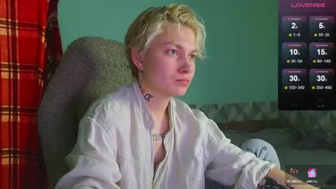 esajukyy online show from 12, 1, 2025