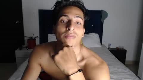 Snapshot of escanor_legendary chatting on 14, 1, 2025 Scanor online show from 14, 1, 2025