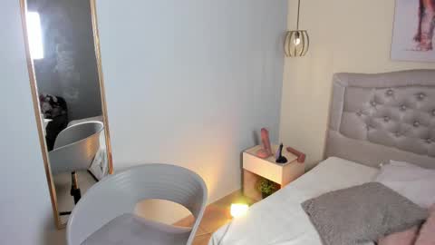 Escarlet online show from 25, 11, 2025