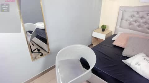 Escarlet online show from 14, 2, 2026