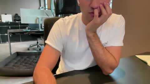 Snapshot of eskp chatting on 7, 10, 2025 eskp online show from 7, 10, 2025