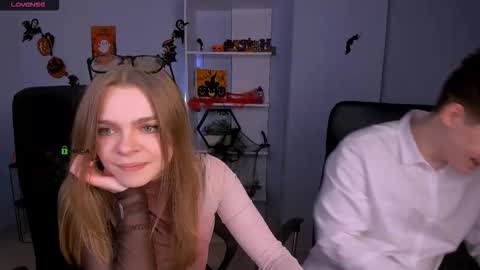 Snapshot of esma_shine chatting on 27, 10, 2025 esma_shine online show from 27, 10, 2025