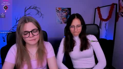 Snapshot of esma_shine chatting on 15, 11, 2025 esma_shine online show from 15, 11, 2025