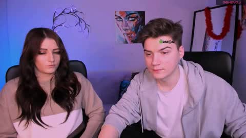 Snapshot of esma_shine chatting on 17, 11, 2025 esma_shine online show from 17, 11, 2025