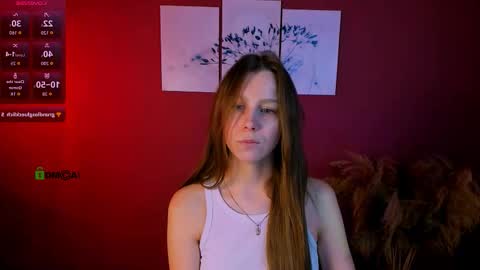 esme_moore_ online show from 21, 11, 2025
