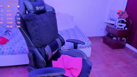 esme online show from 20, 9, 2025