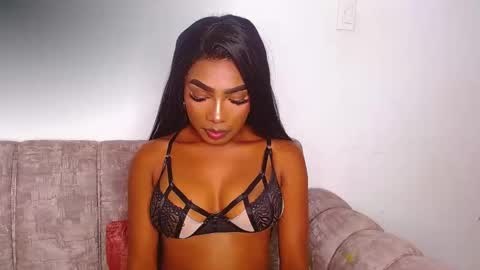 Esmeralda parck online show from 3, 6, 2026