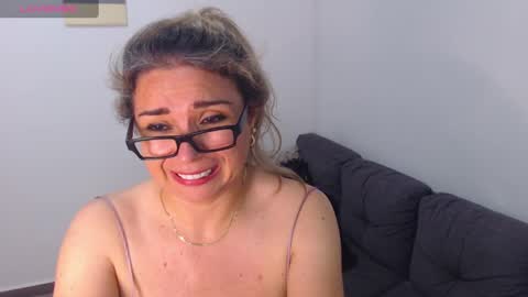 Juliana online show from 1, 1, 2025