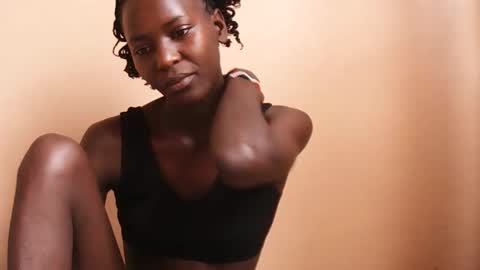 Snapshot of essie_n chatting on 4, 10, 2025 Eddah online show from 4, 10, 2025