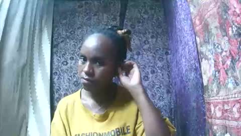 Snapshot of estanie chatting on 16, 10, 2025 estanie online show from 16, 10, 2025