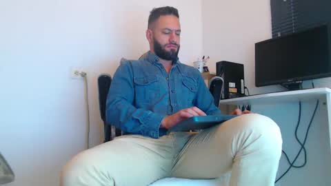 Snapshot of esteban7984068 chatting on 17, 2, 2026 esteban online show from 17, 2, 2026