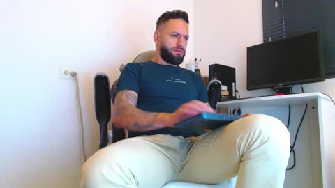 Snapshot of esteban7984068 chatting on 20, 2, 2026 esteban online show from 20, 2, 2026