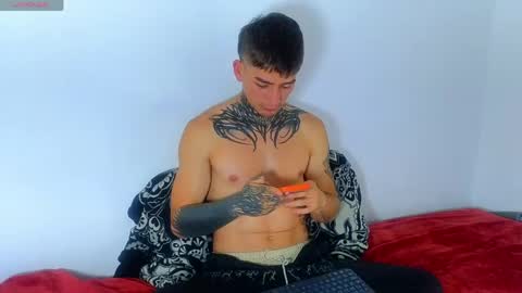 Esteban independent model online show from 14, 5, 2026