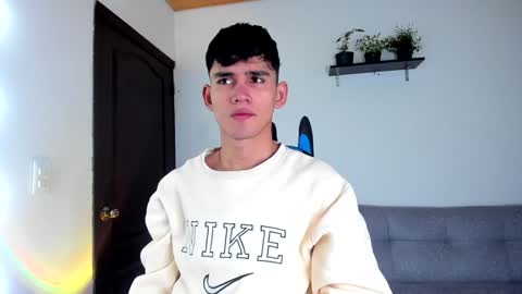 Esteban online show from 23, 1, 2025