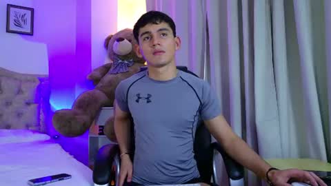 Snapshot of estebanperez_ chatting on 10, 6, 2026 Esteban online show from 10, 6, 2026