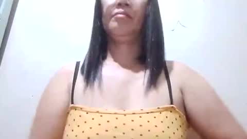 Snapshot of estella_babe chatting on 29, 3, 2026 estella_babe online show from 29, 3, 2026