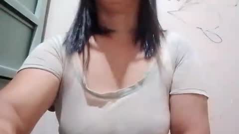 Snapshot of estella_babe chatting on 16, 4, 2026 estella_babe online show from 16, 4, 2026