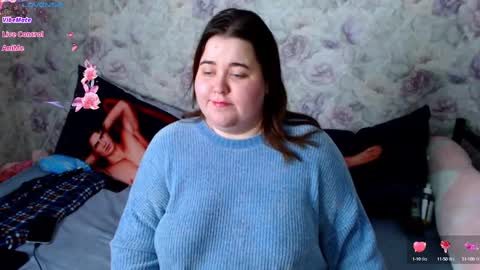Snapshot of estelle_hicks chatting on 10, 12, 2024 estelle_hicks online show from 10, 12, 2024