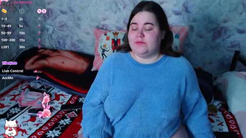 Snapshot of estelle_hicks chatting on 4, 1, 2025 estelle_hicks online show from 4, 1, 2025