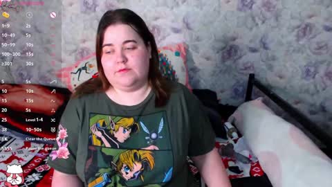 Snapshot of estelle_hicks chatting on 11, 1, 2025 estelle_hicks online show from 11, 1, 2025