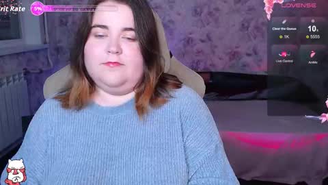 Snapshot of estelle_hicks chatting on 29, 9, 2025 estelle_hicks online show from 29, 9, 2025