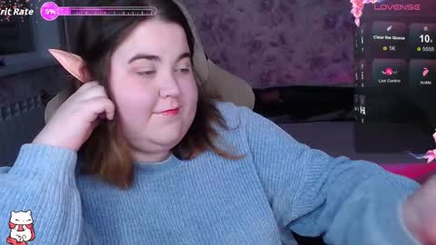 Snapshot of estelle_hicks chatting on 4, 10, 2025 estelle_hicks online show from 4, 10, 2025