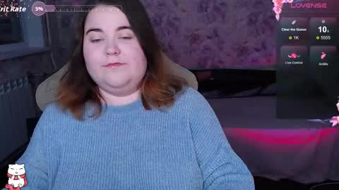 Snapshot of estelle_hicks chatting on 6, 10, 2025 estelle_hicks online show from 6, 10, 2025