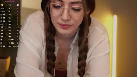 Ester online show from 20, 9, 2025