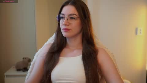 Snapshot of ester_hill chatting on 9, 6, 2026 Ester online show from 9, 6, 2026