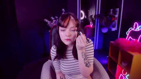 Ester  online show from 22, 5, 2026