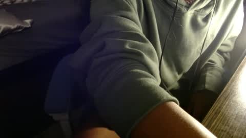 Snapshot of estessaid chatting on 3, 10, 2025 94Bottles online show from 3, 10, 2025