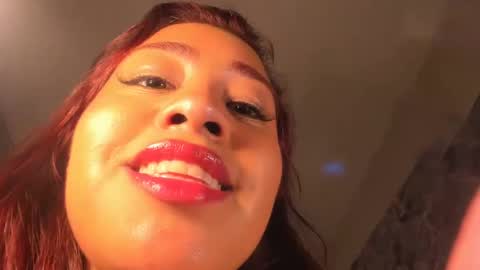 Snapshot of estrella05_ chatting on 19, 12, 2024 estrella05_ online show from 19, 12, 2024