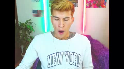 Snapshot of estrellita__jordan chatting on 7, 2, 2025 JORDAN online show from 7, 2, 2025