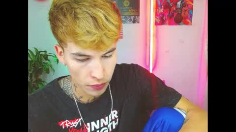 Snapshot of estrellita__jordan chatting on 4, 3, 2025 JORDAN online show from 4, 3, 2025