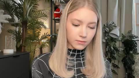 Natalie online show from 15, 3, 2026