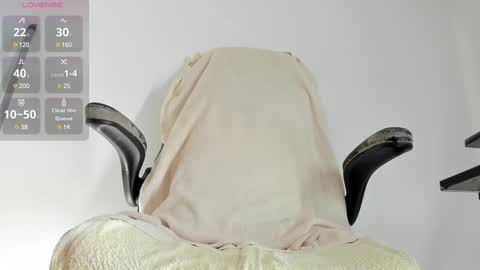 Snapshot of ethan_bigdick22 chatting on 8, 3, 2025 ETHAN online show from 8, 3, 2025