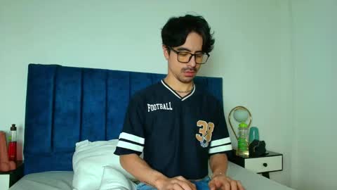 Snapshot of ethan_briggs chatting on 14, 12, 2025 ethan online show from 14, 12, 2025