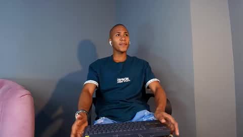 Snapshot of ethan_fox11 chatting on 3, 3, 2025 King Ethan online show from 3, 3, 2025