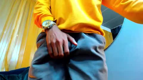 Snapshot of ethan_fox11 chatting on 19, 10, 2025 King Ethan online show from 19, 10, 2025