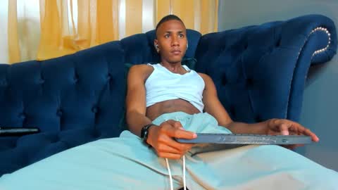 Snapshot of ethan_fox11 chatting on 5, 11, 2025 King Ethan online show from 5, 11, 2025