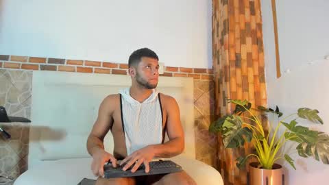 ethan helmut online show from 30, 12, 2024