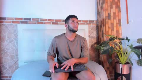 ethan helmut online show from 7, 1, 2025