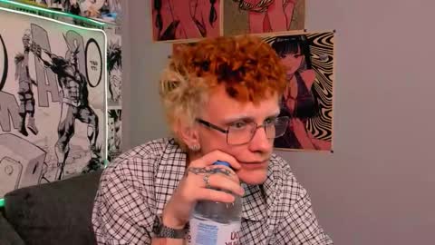 Snapshot of ethan_miltons chatting on 5, 12, 2025 Ethan online show from 5, 12, 2025