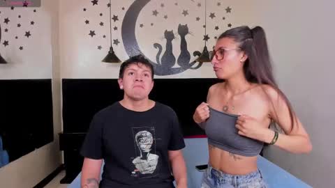 Snapshot of ethan_n_abby chatting on 8, 9, 2025 Ethan N Abby online show from 8, 9, 2025